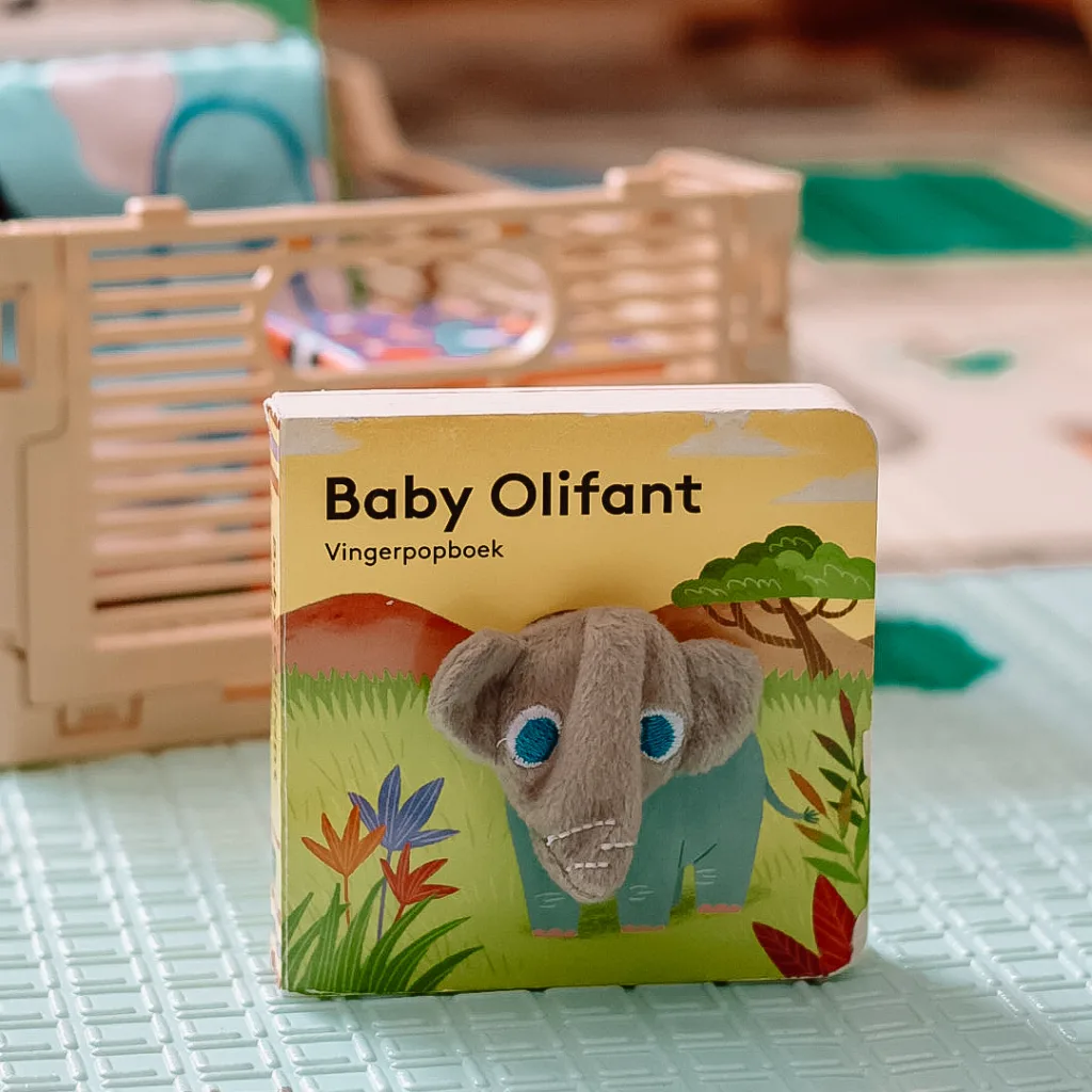 Vingerpopboekje: Baby olifant